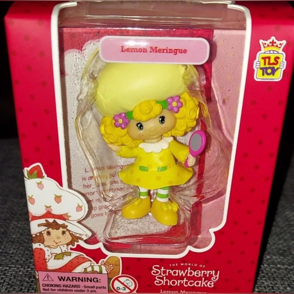 Strawberry Shortcake
LEMON MERINGUE 2.5" Mini Figure NIB